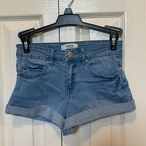 Forever 21 short shorts. Light wash Size-24